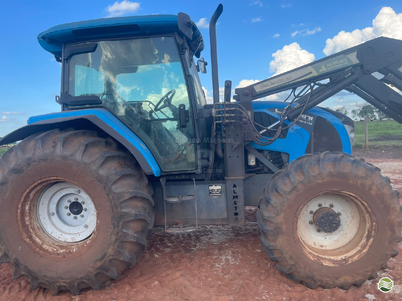 TRATOR LANDINI LANDFORCE 130 Tração 4x4 Ciarama Máquinas - John Deere - Matriz PONTA PORA MATO GROSSO DO SUL MS